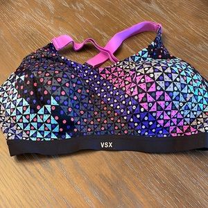 Lightweight sports bra, Victoria secret